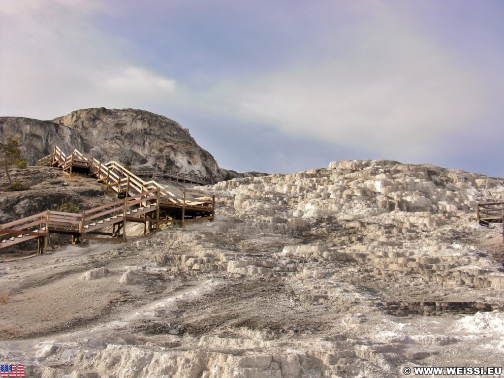 Yellowstone-Nationalpark. Minerva Terrace, Mammoth Hot Springs - Yellowstone-Nationalpark. - Lower Terraces, Mammoth Hot Springs, Minerva Terrace, Sinter-Terrassen - (Mammoth, Yellowstone National Park, Wyoming, Vereinigte Staaten)