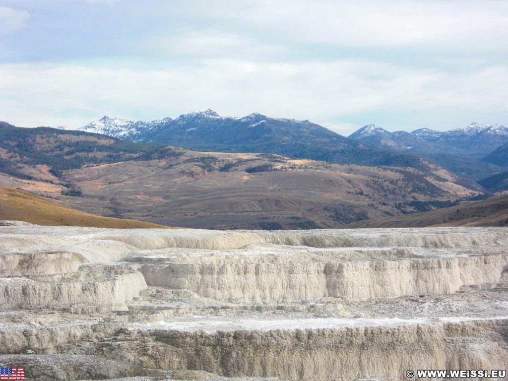 Minerva Terrace, Mammoth Hot Springs - Yellowstone-Nationalpark. Minerva Terrace, Mammoth Hot Springs. - Landschaft, Lower Terraces, Mammoth Hot Springs, Minerva Terrace, Sinter-Terrassen - (Mammoth, Yellowstone National Park, Wyoming, Vereinigte Staaten)