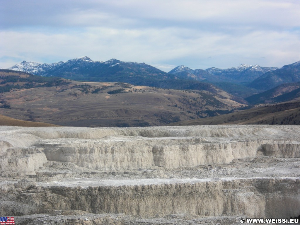 Minerva Terrace, Mammoth Hot Springs - Yellowstone-Nationalpark. Minerva Terrace, Mammoth Hot Springs. - Landschaft, Lower Terraces, Mammoth Hot Springs, Minerva Terrace, Sinter-Terrassen - (Mammoth, Yellowstone National Park, Wyoming, Vereinigte Staaten)