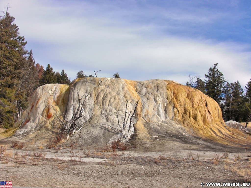 Yellowstone-Nationalpark. Orange Spring Mound, Mammoth Hot Springs - Yellowstone-Nationalpark. - Upper Terrace Loop, Mammoth Hot Springs, Upper Terraces, Orange Spring Mound - (Mammoth, Yellowstone National Park, Wyoming, Vereinigte Staaten)