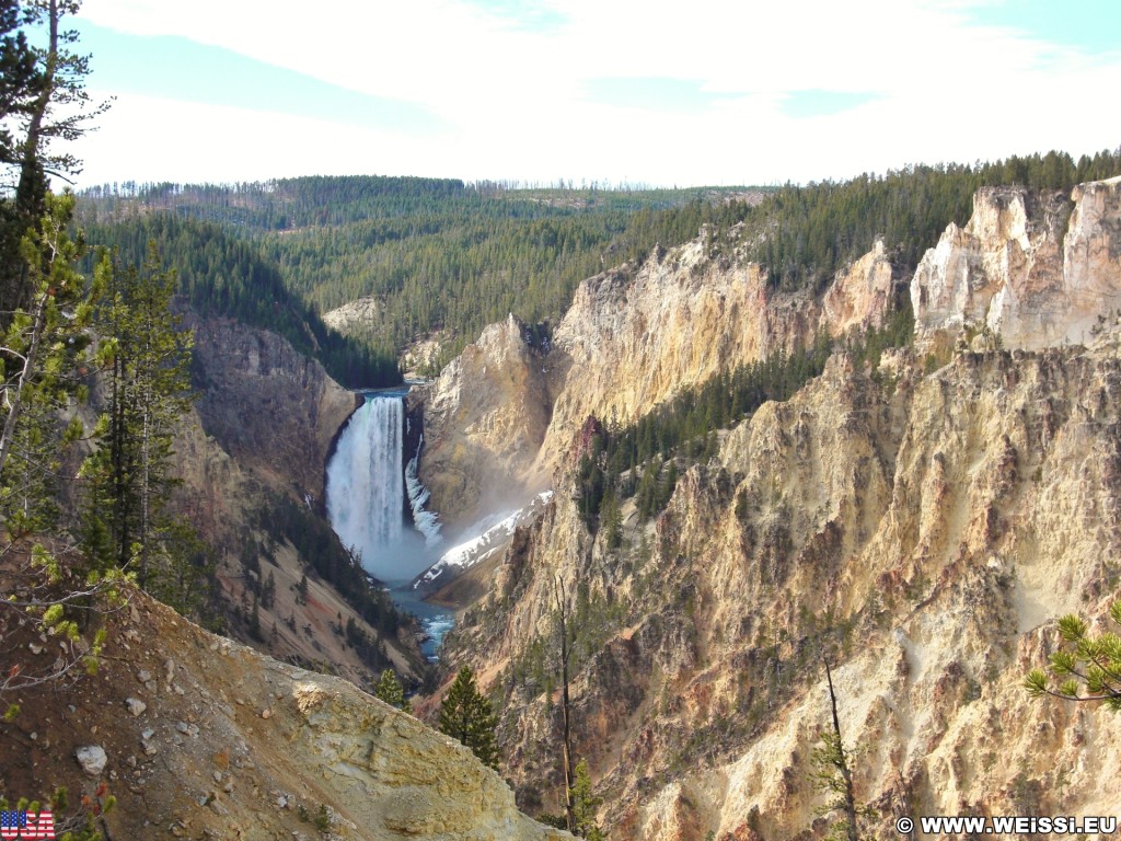 Yellowstone-Nationalpark. Grand Canyon of the Yellowstone, Grand Canyon of the Yellowstone - Lower Falls vom Artist Point am South Rim - Yellowstone-Nationalpark. - Wasserfall, Canyon, Artists Point, Yellowstone River, Lower Falls, Canyon Village, Grand Canyon of the Yellowstone, South Rim Drive, South Rim - (Canyon Village, Yellowstone National Park, Wyoming, Vereinigte Staaten)