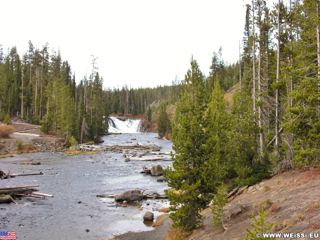 Yellowstone-Nationalpark. Luis Falls am Südeingang. - Südeingang, Wasserfall, Fluss, Wasser, Luis Falls, Luis River - (West Thumb, Moran, Wyoming, Vereinigte Staaten)