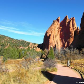 Garden of the Gods - Central Garden Trail. Am Central Garden Trail finden sich viele schöne Motive.. - Sehenswürdigkeit, Sandstein, Sandsteinformationen, Park, Ausflugsziel, Garten der Götter, Naturpark, sehenswert, Central Garden Trail - (Glen Eyrie, Colorado Springs, Colorado, Vereinigte Staaten)