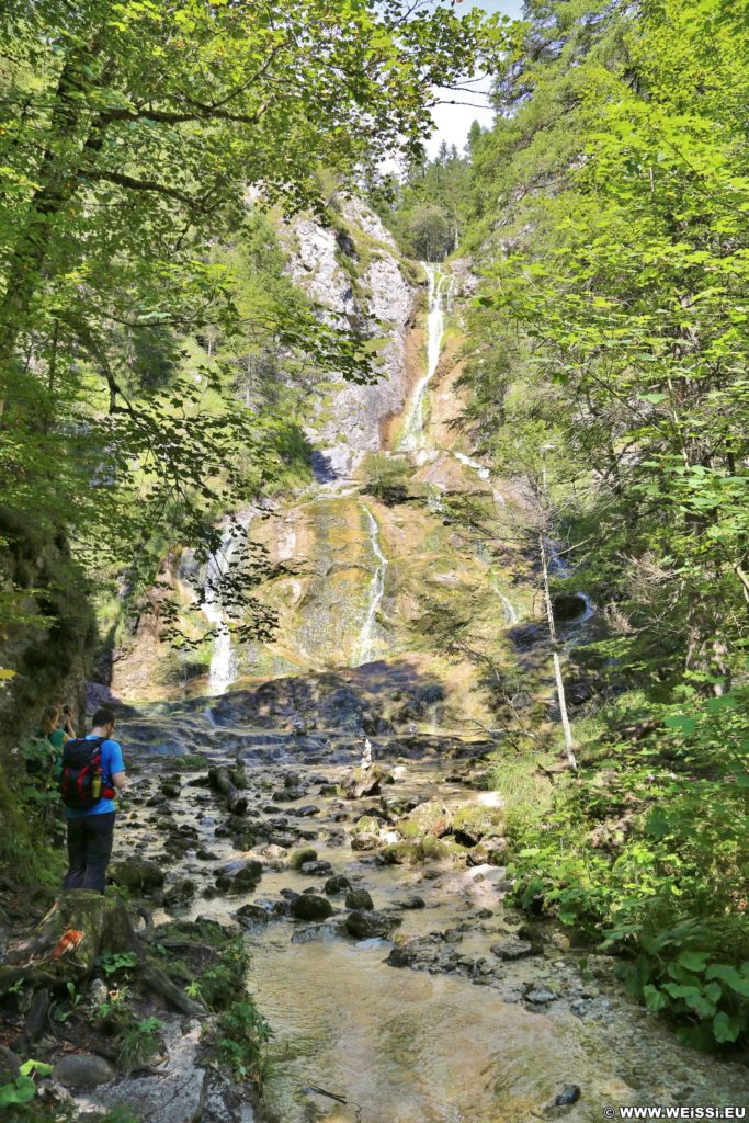 Ötschergräben - Der Grand Canyon Niederösterreichs, Schleierfall. Der Schleierfall ist ein sehenswerter Wasserfall, der über einen Felsvorsprug der hinteren Ötschergräben stürzt. Die Wasserwege am Auslauf erinnern an enen Schleier.. - Wasserfall, Wasser, Ötschergräben, Hintere Ötschergräben, Schleierfall - (Hagen, Mitterbach-Seerotte, Niederösterreich, Österreich)