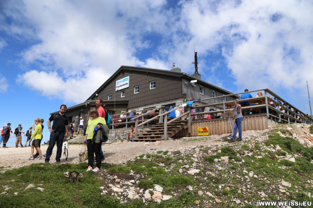 Schneeberg - Tagesausflug, Losenheim - Edelweißhütte - Fadensteig - Fischerhütte. Die Fischerhütte liegt auf einer Höhe von 2049m und ist die höchstgelegene Schutzhütte Niederösterreichs. Hier kann man gutbürgerliche und regionale Bergsteigerkost genießen.  - Fischerhütte, Gebäude, Schutzhütte - (Losenheim, Vois, Niederösterreich, Österreich)